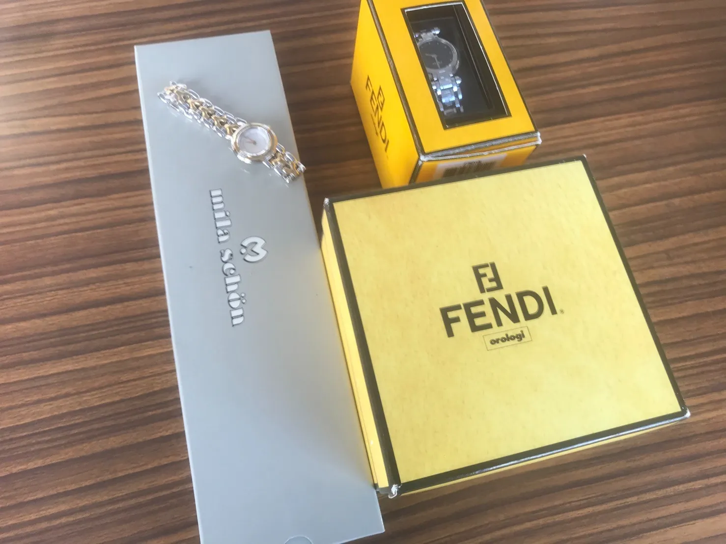 FENDIなどの時計を買い取りました！
